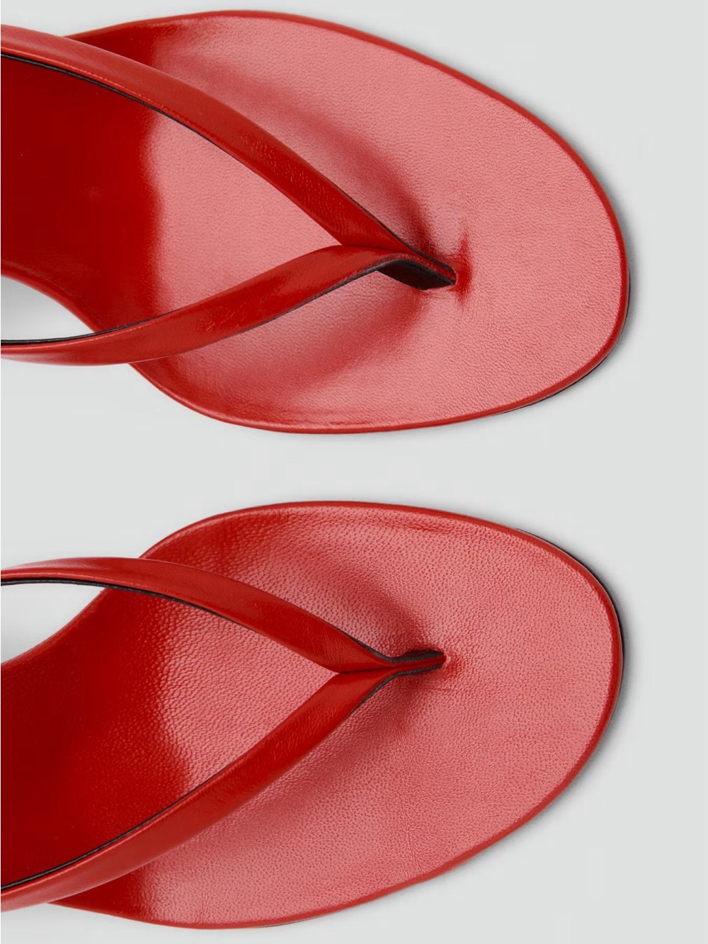 MANGO STARRING HAILEY BIEBER
FUNNEL-HEEL LEATHER SANDAL - Picture 5 of 6